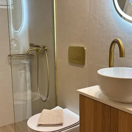 Lucrezia Luxury - In The Heart Of Center Apartmán *