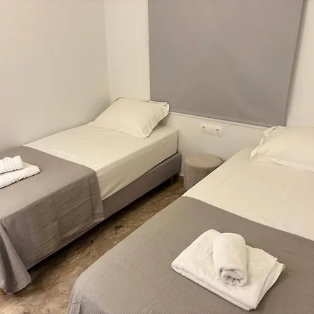 Lucrezia Luxury - In The Heart Of Center * Lefkáda